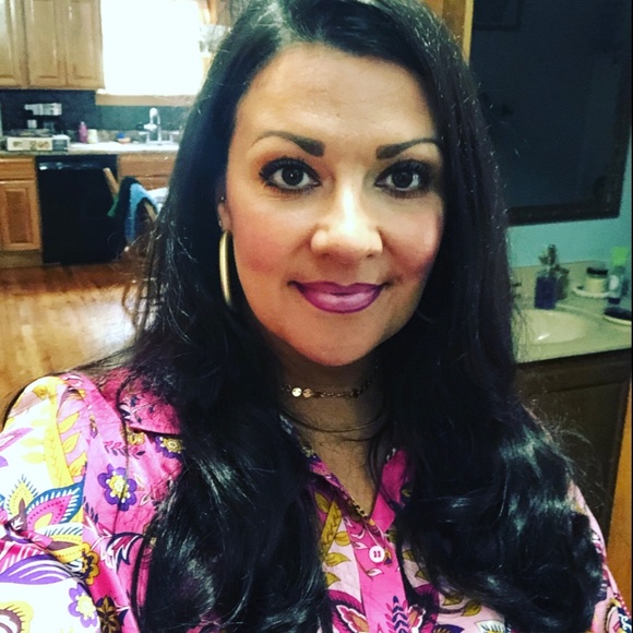 Meet your Posher, Farrah - Picture 4 of 8